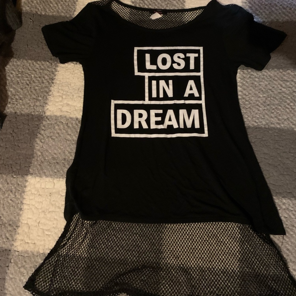 Black fish net tee